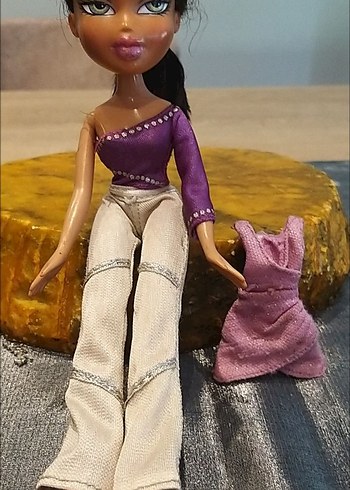 Orijinal Bratz Sasha ve Ekstra Elbisesi