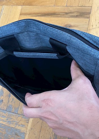 Apple Gri Laptop Çantası Fermuarlı