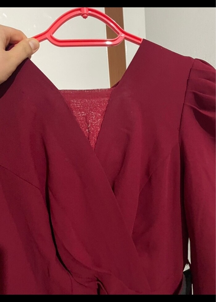 Bordo yırtmaçlı tesettür abiye - Görsel 3