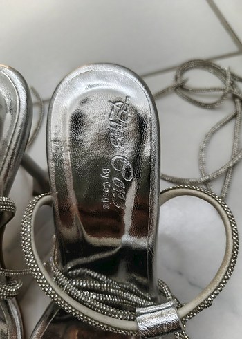 Gri Metal Topuklu Kadın Akşam Ayakkabısı - Görsel 3