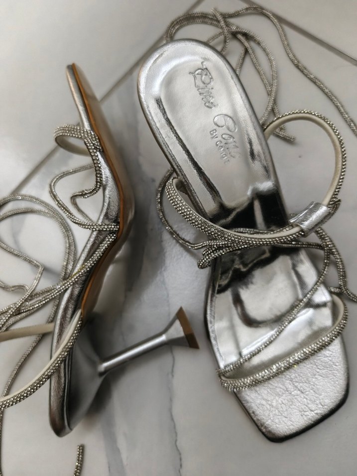 Gri Metal Topuklu Kadın Akşam Ayakkabısı - Görsel 4