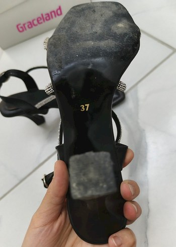 Siyah Parlak  Tokalı Stiletto - Görsel 3