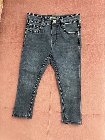 18-24 Ay Beden ZARA LİKRALI KOT PANTOLON