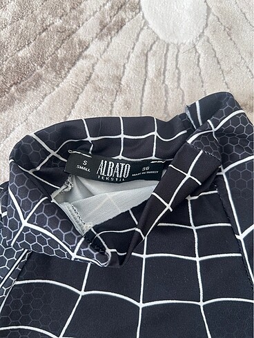 s Beden siyah Renk Black spider çıtçıtlı S beden