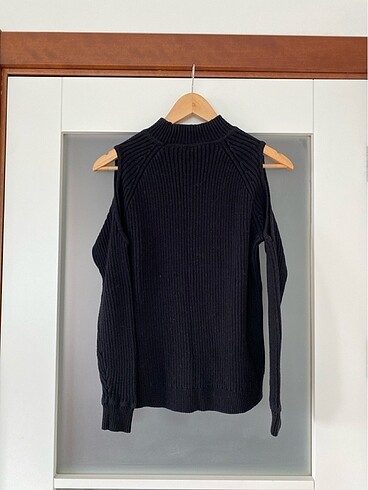 H&M Kazak