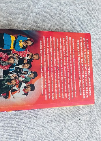 Beden Renk BTS K-Pop Mucizesi - Adrian Besley
