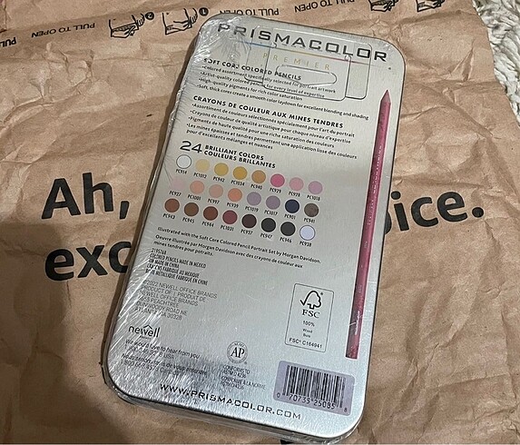  Prismacolor portre seti 24