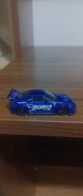  Beden Renk Hotwhells Nissan skyline GTR R35 