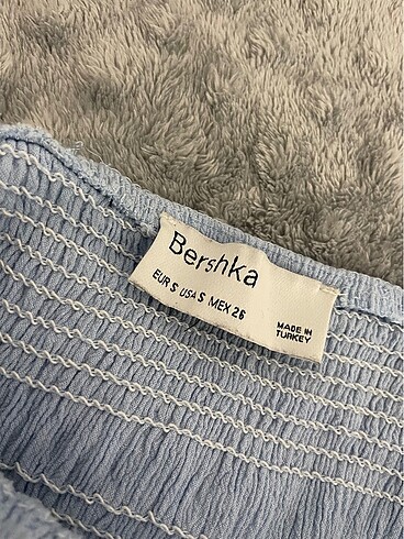 Bershka Elbise