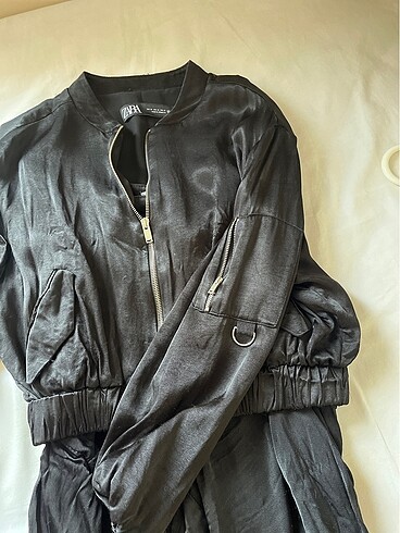 m Beden siyah Renk Zara Bomber ceket