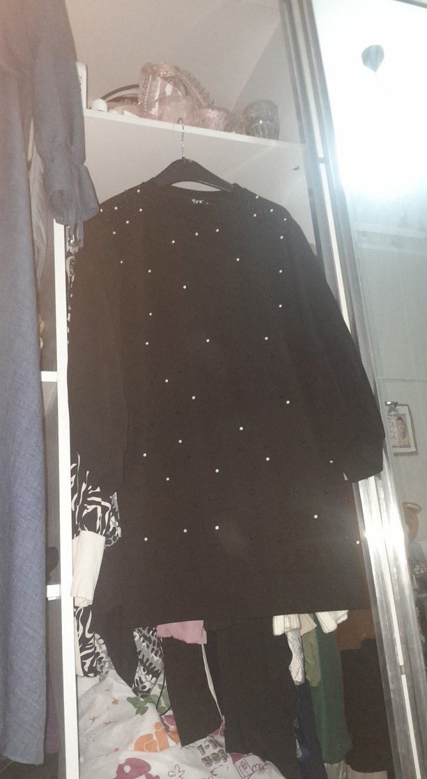 Siyah Payetli Uzun Kollu Kadın Tunik - Görsel 4