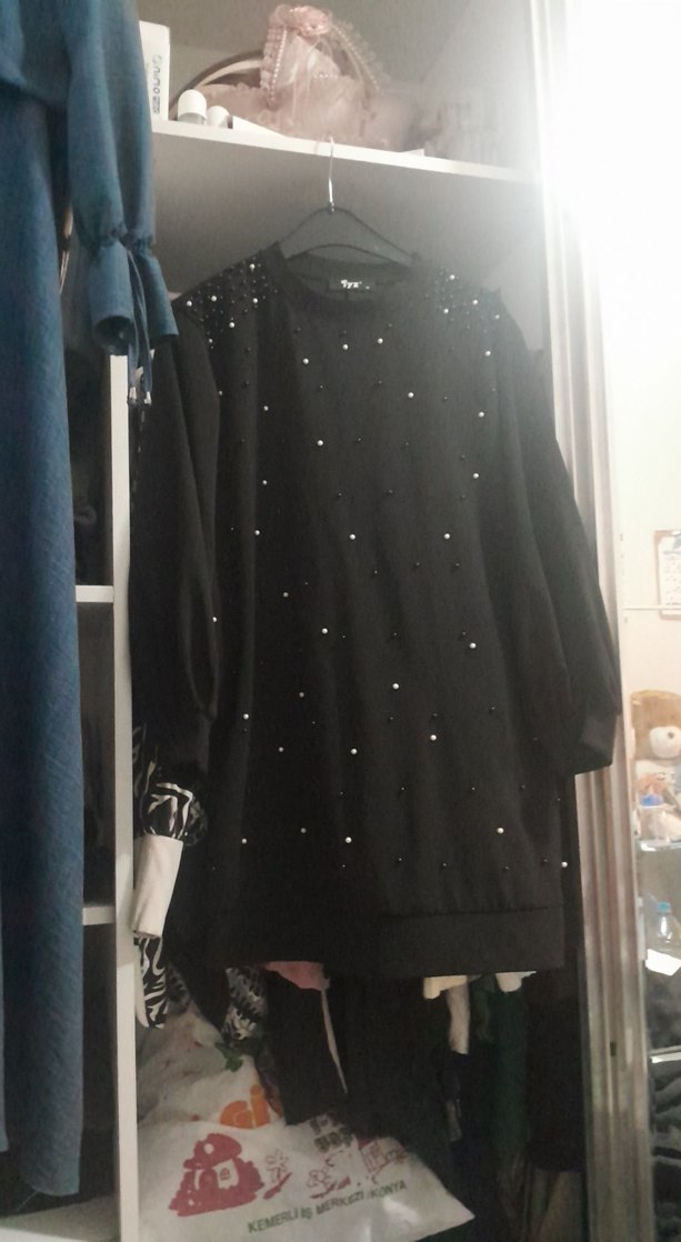 Siyah Payetli Uzun Kollu Kadın Tunik - Görsel 2