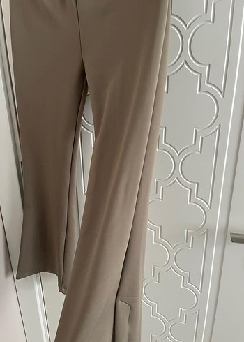 Bej Uzun Kollu Düğmeli Kadın Takım - Görsel 2