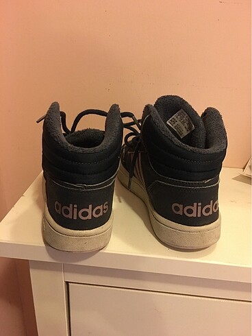 32 Beden lacivert Renk Adidas çocuk bot