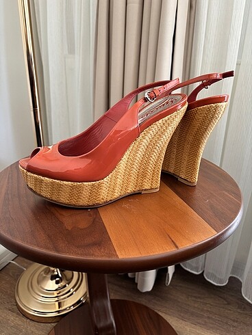 37,5 Beden İtalyan Gucci Platform Ayakkabı