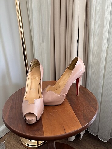 38,5 Beden Christian Louboutin New Very Prive Nude Deri Topuklu Ayakkabı