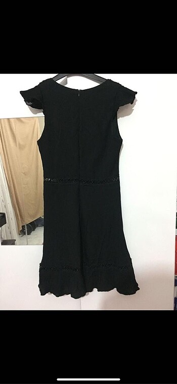 Diğer Siyah dantel detaylı şık elbise