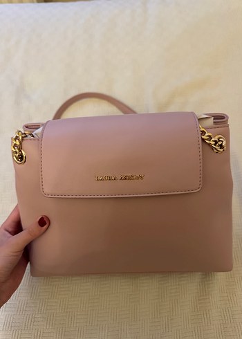 Laura Ashley Çanta
