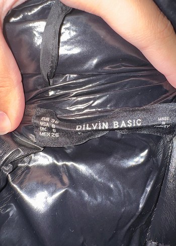 Dilvin Siyah Parlak Kadın Mont