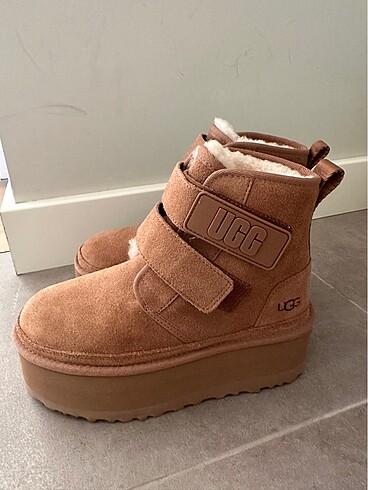Ugg Ugg bot