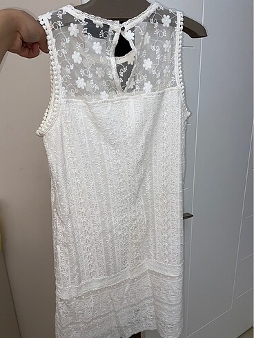 Bershka Beyaz yaz elbisesi
