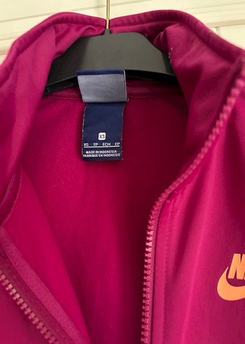 Mor Nike Kadın Spor Fermuarlı Ceket - Görsel 2