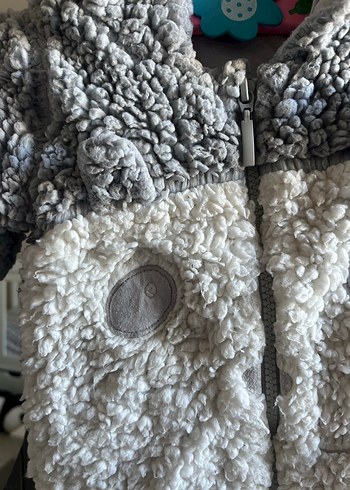 Peluş Kapüşonlu Erkek Çocuk Gri Kaban - Görsel 3