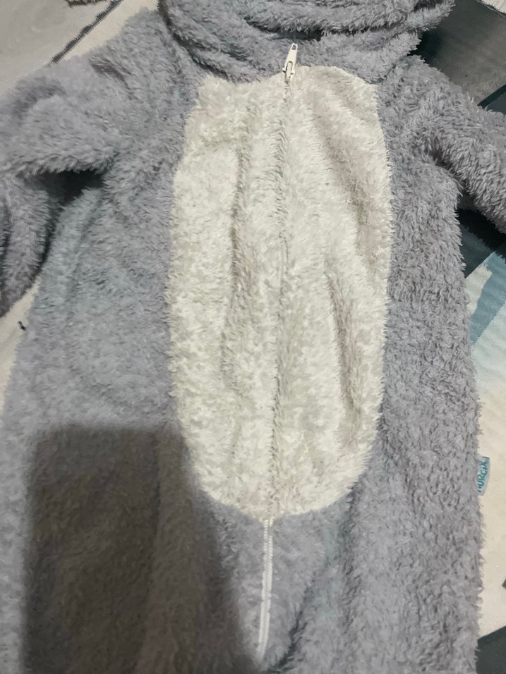 Gri Peluş Bebek Tulumu Kulaklı Kapüşon - Görsel 3