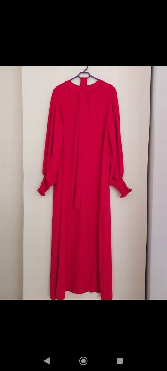 Uzun Kollu Kırmızı Saten Salaş Elbise - Görsel 4