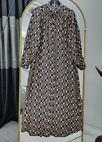 Uzun Desenli Düğmeli Kadın Elbise - Görsel 7