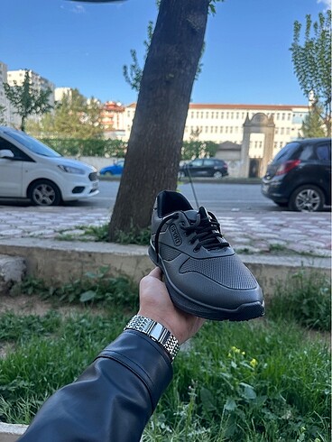 ERKEK SPOR AYAKKABI STOKLARI BİTİRİYORUZ!