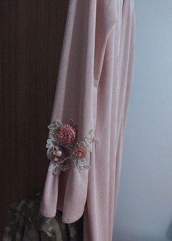 Pembe Nakışlı Uzun hırka