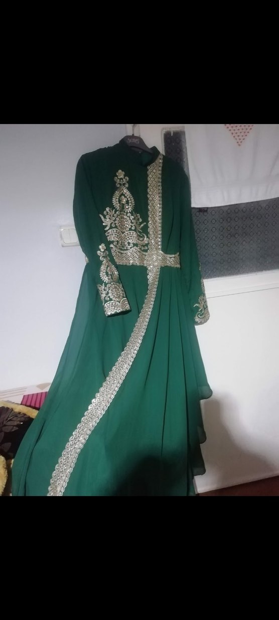 Yeşil Nakışlı Uzun Kollu Kadın Abiye - Görsel 3