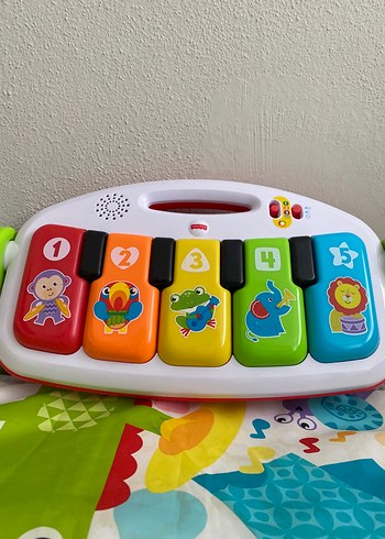 Fisher price piyanolu oyun halısı