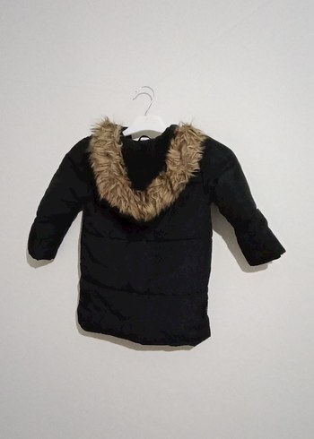 Erkek Çocuk Siyah Kürklü Mont - Görsel 4