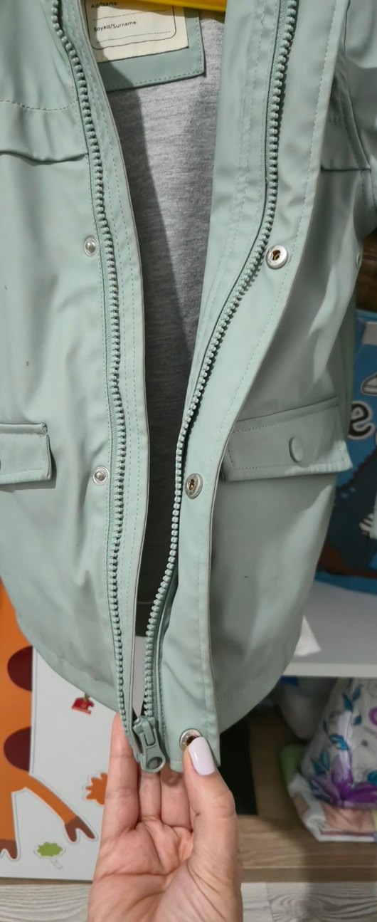 Açık yeşil Erkek Çocuk Kapüşonlu Yağmurluk - Görsel 3