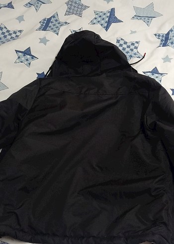 Siyah Kapüşonlu Erkek Mont - Görsel 4