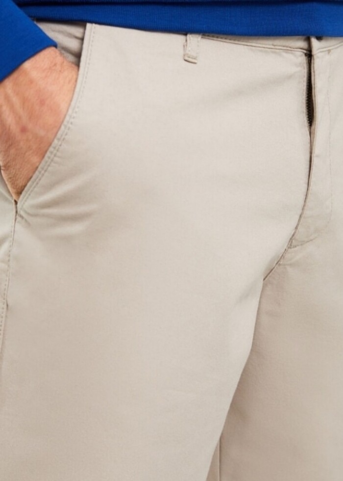 LCWAİKİKİ KLASİK STANDART KALIP ERKEK GABARDİN BERMUDA ŞORT 36 B - Görsel 2