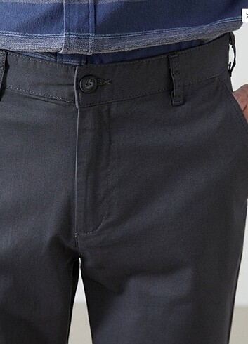 LCWAİKİKİ KLASİK RAHAT KALIP CHİNO PANTOLON 36BEDEN  - Görsel 4