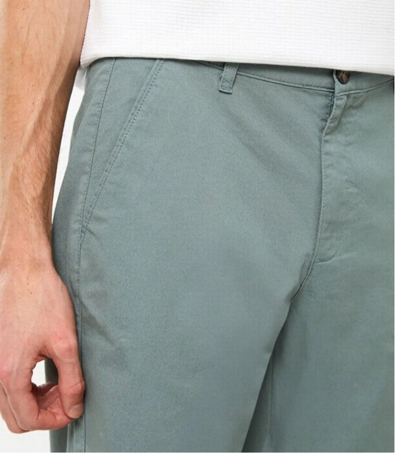 LC WAİKİKİ 36 BEDENBERMUDA GABÂRDİN ERKEK SORT - Görsel 3