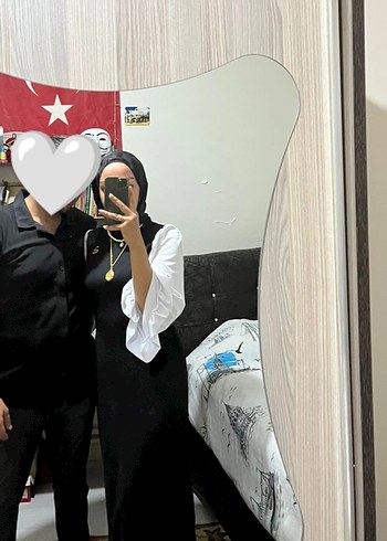 Siyah Beyaz kol detaylı Uzun Tesettür Elbise likralı - Görsel 2