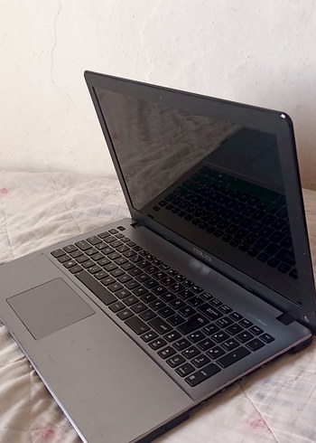 Gri ASUS Laptop - Görsel 3