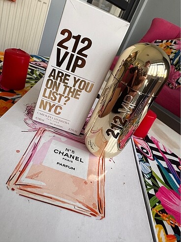 Carolina Herrera 212 vip