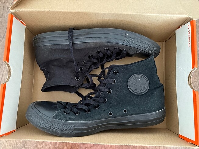 Converse Chuck Taylor Black