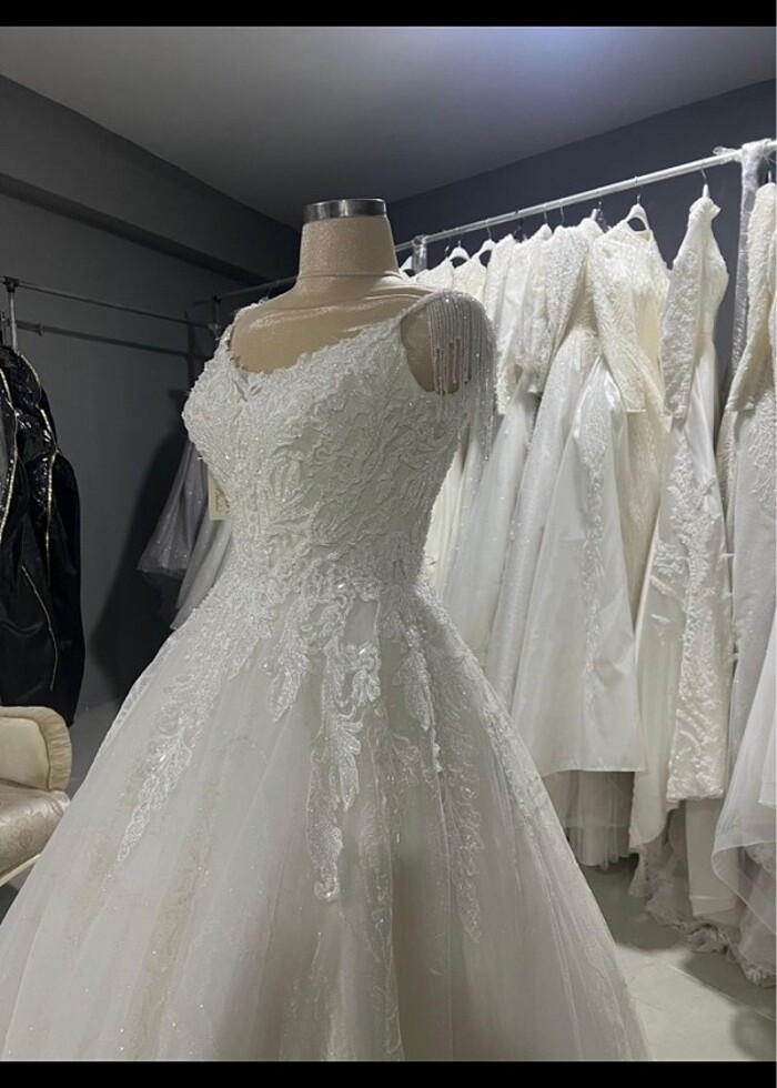 Askılı A kesim Gelinlik - Görsel 3