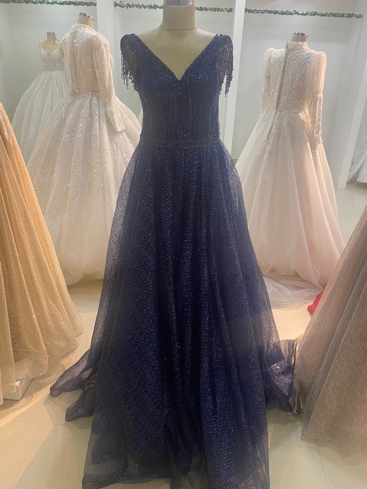 Boncuk İşlemeli Lacivert Uzun Abiye Elbise - Görsel 2