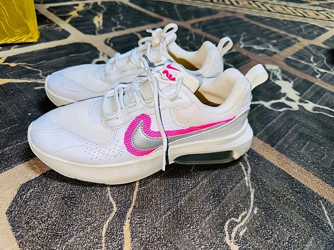 39 Beden Nike sıfır