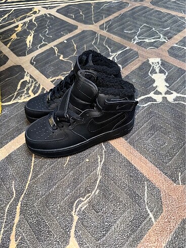 36 Beden siyah Renk Nike air Force orjinal