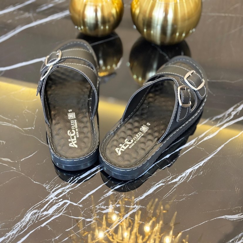 Klasik Siyah Erkek Terlikler Tokalı - Görsel 3