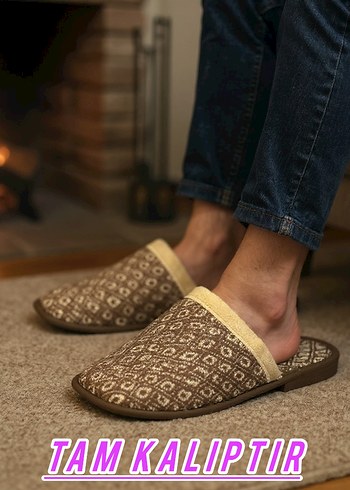 Kahverengi Nakışlı Kadın Terlikleri 4 Lü set - Görsel 2